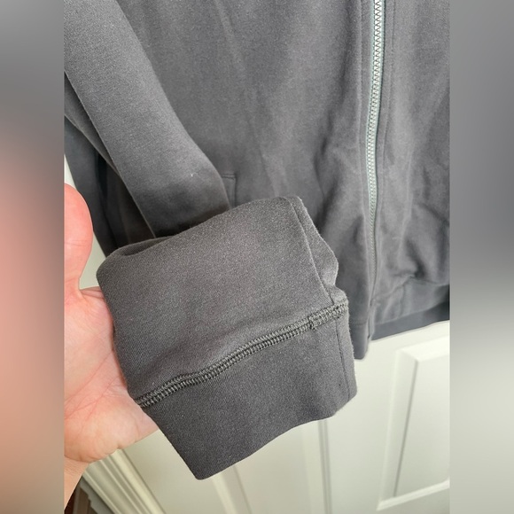 Tommy Bahama 100% cotton charcoal relaxed mid weight zip up jacket | L - Picture 3 of 10